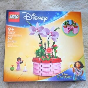 LEGO Disney Encanto Isabela's Flowerpot Building Kit